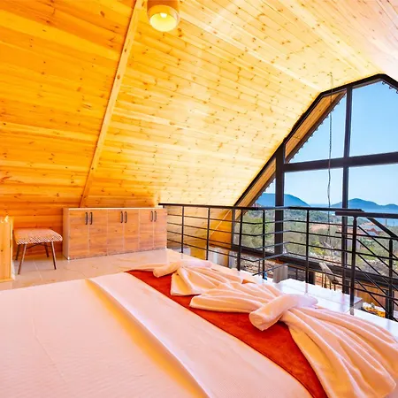 Villamozgul * Kaş